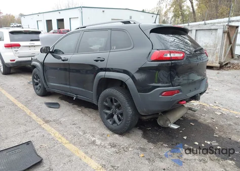 2018 Jeep Cherokee Trailhawk from USA, damaged, VIN 1C4PJMBX2JD517730